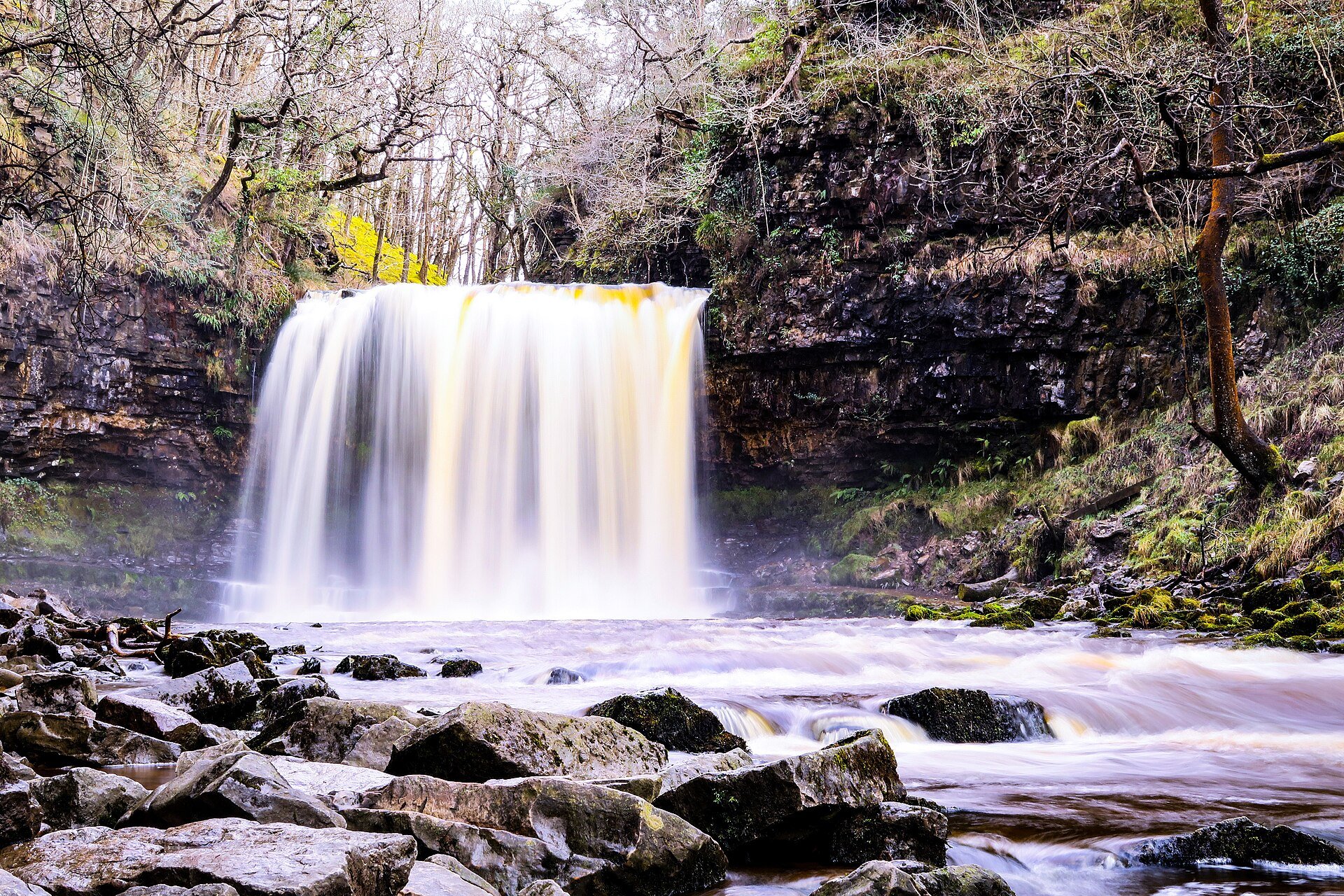 Four Falls Trail from Gwaun Hepste